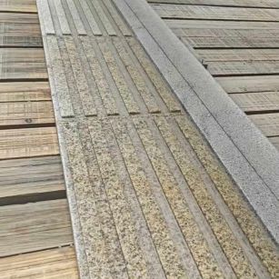 孝感黄金麻盲道石 盲条