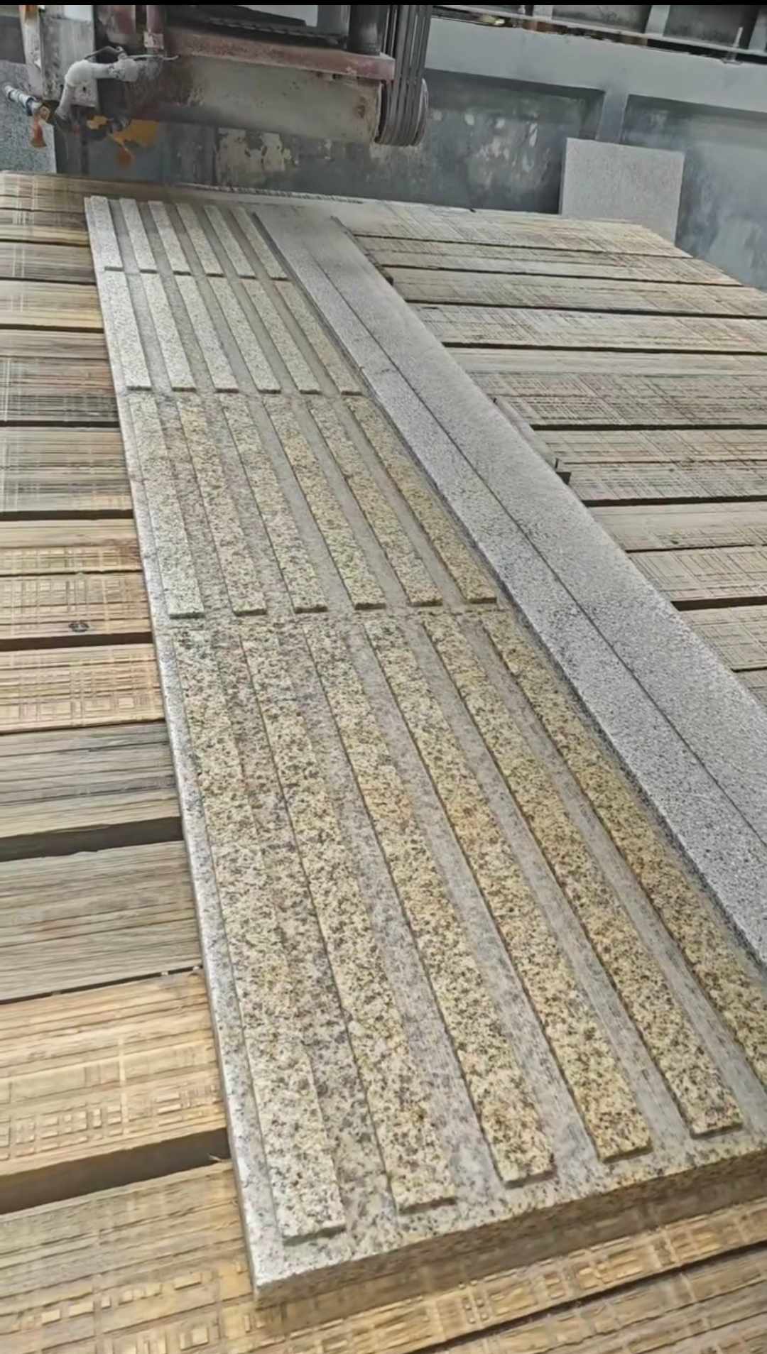 孝感黄金麻盲道石 盲条