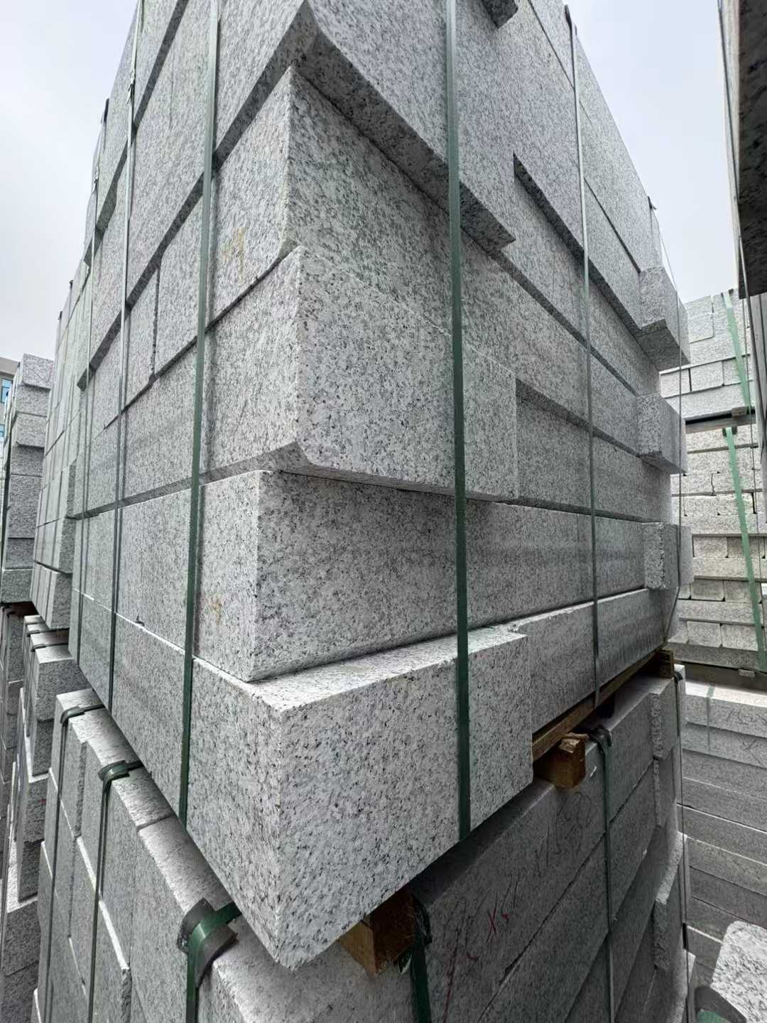 孝感芝麻白路牙石 马路牙子